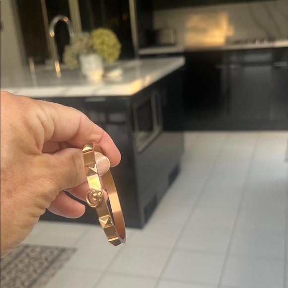 Collier de chien bracelet Influence Pink Gold Bracelet with Stud Accents - Picture 4 of 5